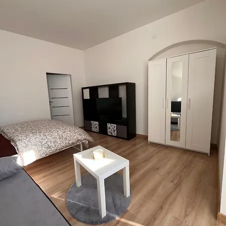 Apartment Ubytovani V Podzamci