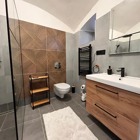 Apartment Ubytovani V Podzamci